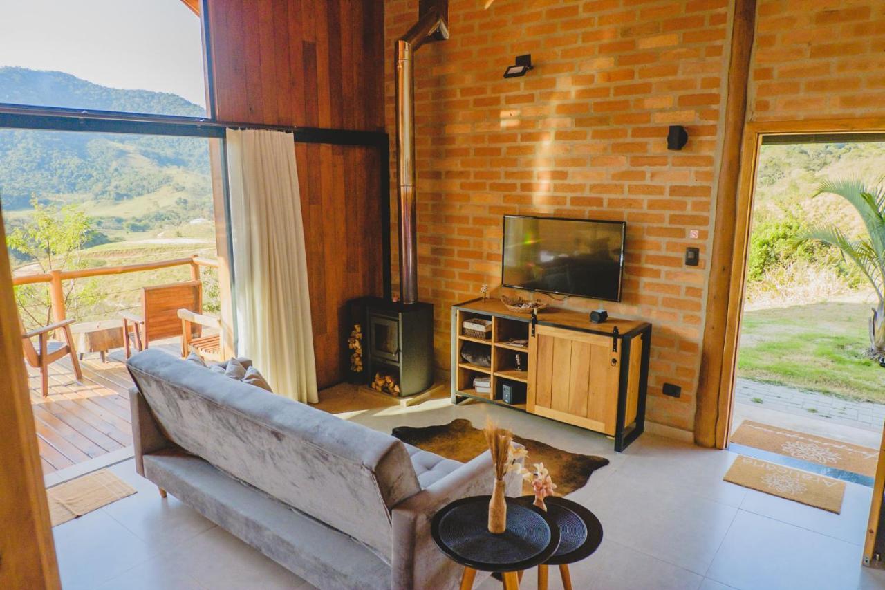 Pousada Ho'Oponopono Chalets & Wine Sapucaí-Mirim Exteriör bild