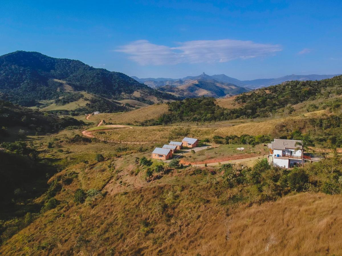 Pousada Ho'Oponopono Chalets & Wine Sapucaí-Mirim Exteriör bild